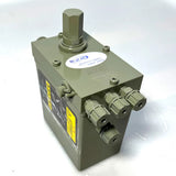 Best selg Heavy Truck Sinotruk Howo Spare Parts WG9822002/1 Cabin Tilting for Hydraulic Lift Pump