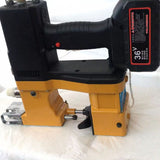 Portable electric rice pp woven bag cutting and sewing hine