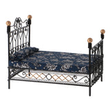 1: 12 Dollhouse Miniature Bedroom Furniture Metal Bed With Mattress Accessory Toy