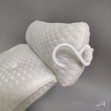 Premium Bathroom Pillow with 4D Mesh and 7 Suction Cups for a Spa-Like Bathing Experience