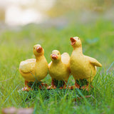 Three Little Duc Statues Cute Figurine Creative Lovely Duck Sculptures Resin for Garden Patio Lawn Yard Decor