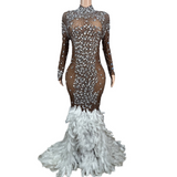 Direct sales of authentic temperament red carpet dresses, fashionable long dresses with trailing feathers for slimming effect