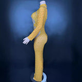 The same style as female star, the luxurious golden temperament, full of rhinestones, long sleeved design, slim fit, sexy, buttocks wrapped party banquet