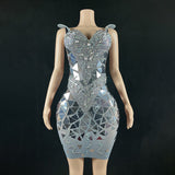 Luxury female socialite temperament, buttocks wrapped small skirt with full diamond lens design, company banquet party evening dress strap