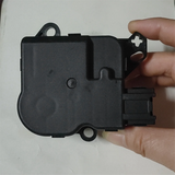 274435Z010, 27743ZH10A, 604-625 HVAC Heater Blend Door Actuator for Nissan Armada Frontier Pathfinder Titan QX56 05-15