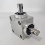Horizontal Type Waterproof Right Angle Steering Gear 2000RPM 90 Degree Commutator 1.5 Mold 20 Tooth Shaft Diameter 15MM