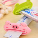 100pcs Cartoon Animal Plastic Toothpaste Cream Squeezers