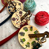Yarn Holder For Knitting Easy To Carry Wood Dispenser For Knitting Yarn Embroidery Yarn Winding Prevention For Sweaters Hats