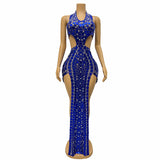 Female host long with neck hanging and waist revealing sexy spicy girl lenses, rhinestone patchwork pattern, slim fitting evening dress