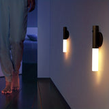 LED night light with motion sensor, rechargeable via USB, magnetic base and frosted glass screen