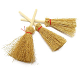 20Pcs Miniature Artificial Mini Brooms with Red Ropes Halloween Straw Dollhouse Decoration Witches Party Decor