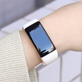 Smart Bracelet Exercise To Measure Heart Rate And Blood Pressure