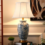 New Chinese Classical Porcelain Table Lamp Foyer Bed Room Blue and White Ceramic Europrean Desk Reading Night Light D30