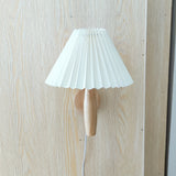 Xianfan 2021 Japanese Vintage soiled wood wall lamp with pleat cloth lampshade for kitchen living room retro bedside lighting