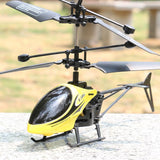 Mini RC Infraed Induction Helicopter Flashing Light Toys QF810 2CH RC Helicopter Suspension Toy For Children Christmas Gift