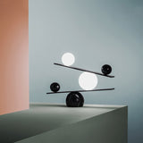 Nordic Marble Glass Metal Table Lamp Balance Ball Villa Hotel Home Art Bedside Desk Lamp Fixture LED Suspension Lamps TA100
