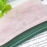 Natural Rose Quartz Aventurine Jade Guasha Tool China Traditional Dolphin Shape Acupoint Masssage Stone for Body Skin Health SPA