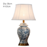 New Chinese Classical Porcelain Table Lamp Foyer Bed Room Blue and White Ceramic Europrean Desk Reading Night Light D30
